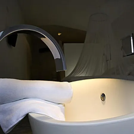 La Maga Hotel 2*